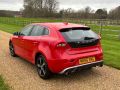 VOLVO V40 T2 R-DESIGN - 2757 - 9